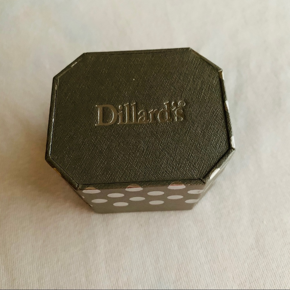 Beautiful circle ring - Picture 4 of 7